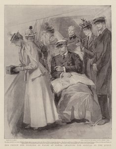 O Príncipe e Princesa de Gales em Cowes, aguardando a chegada da rainha